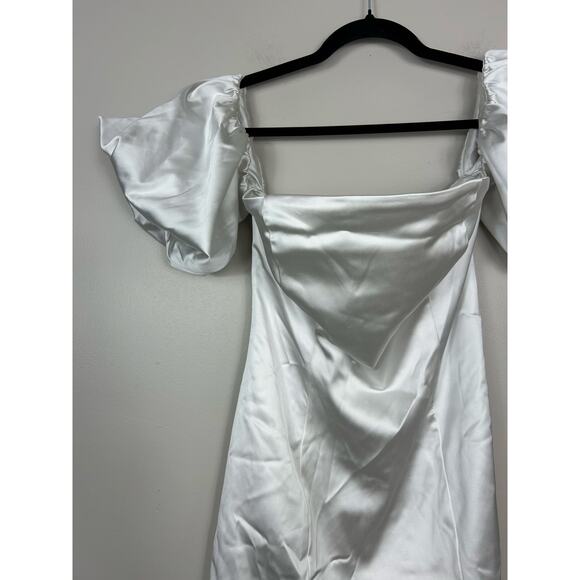 Abercrombie & Fitch NWT Satin Off the Shoulder Puff Sleeve Mini Dress Medium - Picture 4 of 7